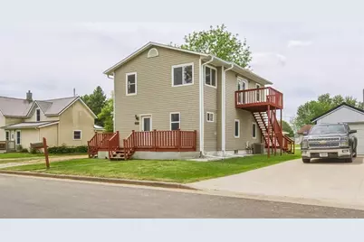 332 Lincoln Street, Stanley, WI 54768 - Photo 2