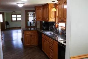 389 Lincoln St, Mondovi, WI 54755 - Photo 16