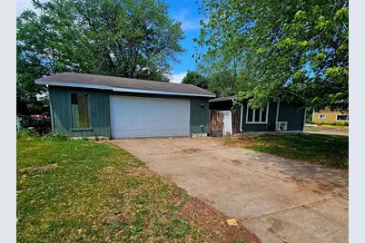 305 W Wisconsin Street, Chippewa Falls, WI 54729 - Photo 14