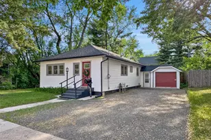 1615 S Broadway St, Menomonie, WI 54751 - Photo 1
