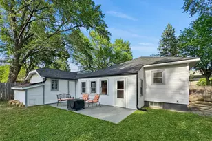 1615 S Broadway St, Menomonie, WI 54751 - Photo 2