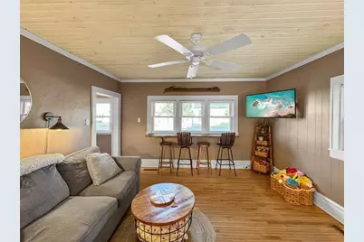 1615 S Broadway Street, Menomonie, WI 54751 - Photo 6