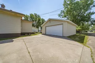 109 W Greenville St, Chippewa Falls, WI 54729 - Photo 6