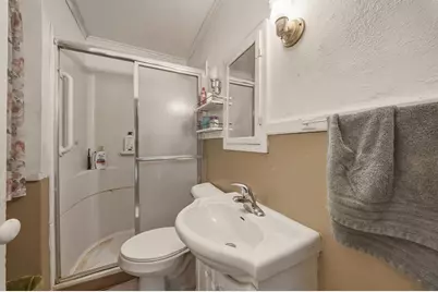2112 Cleveland Street, Eau Claire, WI 54703 - Photo 16