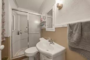2112 Cleveland St, Eau Claire, WI 54703 - Photo 16
