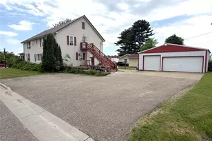 150 E Main St, Hixton, WI 54635 - Photo 2