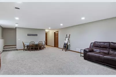 623 Autumn Drive, Altoona, WI 54720 - Photo 24
