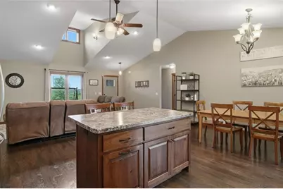 623 Autumn Drive, Altoona, WI 54720 - Photo 8