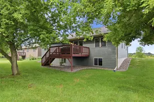 623 Autumn Dr, Altoona, WI 54720 - Photo 30