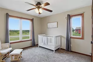 623 Autumn Dr, Altoona, WI 54720 - Photo 16