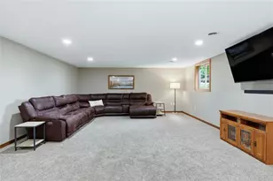623 Autumn Dr, Altoona, WI 54720 - Photo 26
