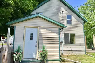 716 Lee St, Rice Lake, WI 54868 - Photo 12