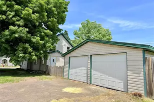 716 Lee St, Rice Lake, WI 54868 - Photo 8