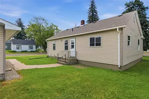 23 E Schneider St, Rice Lake, WI 54868 - Photo 30