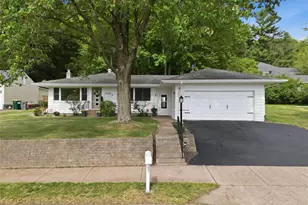 3308 Fairfax St, Eau Claire, WI 54701 - Photo 2