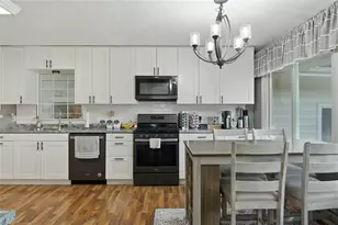 3308 Fairfax St, Eau Claire, WI 54701 - Photo 8