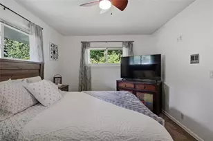3308 Fairfax St, Eau Claire, WI 54701 - Photo 10