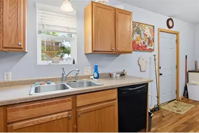 1827 Charles Street, Eau Claire, WI 54703 - Photo 10