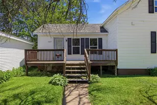 1827 Charles St, Eau Claire, WI 54703 - Photo 30