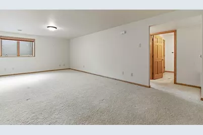 4293 Mill Ridge Circle, Eau Claire, WI 54703 - Photo 12