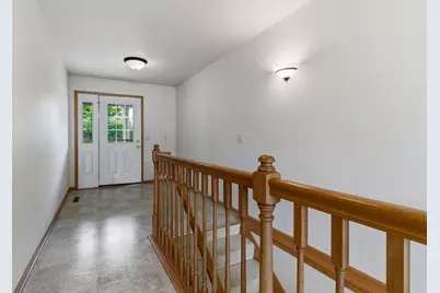 4293 Mill Ridge Circle, Eau Claire, WI 54703 - Photo 4