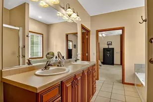 4244 Mill Ridge Cir, Eau Claire, WI 54703 - Photo 28