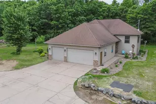 10231 Pine Rd, Fall Creek, WI 54742 - Photo 2