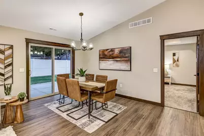 5610 Moss Trail, Eau Claire, WI 54701 - Photo 8