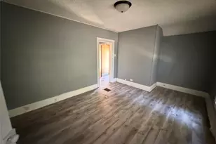 216 Ferry St, Eau Claire, WI 54703 - Photo 10