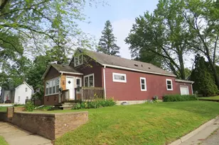 255 E 2nd Ave, Stanley, WI 54768 - Photo 2