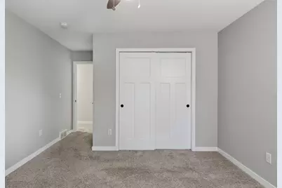 2645 Sessions Street, Eau Claire, WI 54701 - Photo 18