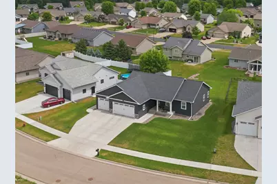 1829 Tucker Trail, Eau Claire, WI 54701 - Photo 4
