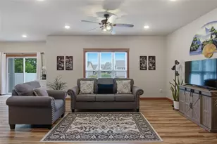 1829 Tucker Trl, Eau Claire, WI 54701 - Photo 12