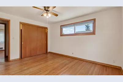 530 E Taft Street, Blair, WI 54616 - Photo 14