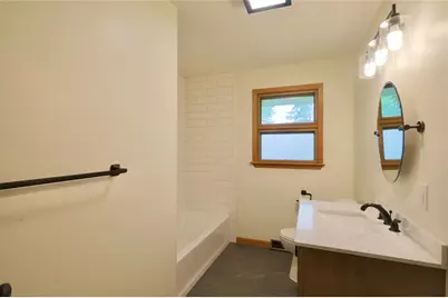 1602 South Street, Eau Claire, WI 54701 - Photo 18