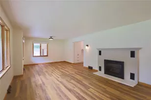 1602 South St, Eau Claire, WI 54701 - Photo 8