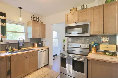 625 Dewey Street, Eau Claire, WI 54703 - Photo 14