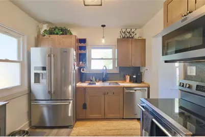 625 Dewey Street, Eau Claire, WI 54703 - Photo 16