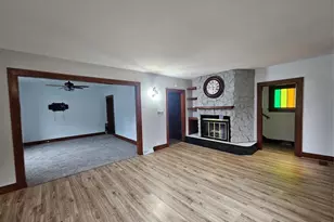 319 E Main St, Sparta, WI 54656 - Photo 12
