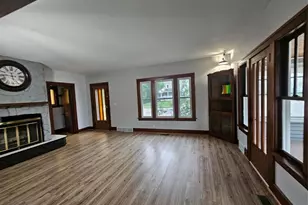319 E Main St, Sparta, WI 54656 - Photo 4