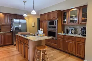 724 Pine Pl, Rice Lake, WI 54868 - Photo 10
