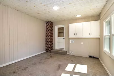 257 W Madison Street, Black River Falls, WI 54615 - Photo 16