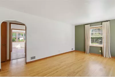 228 E Polk Avenue, Eau Claire, WI 54701 - Photo 16
