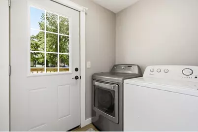 215 S Gillespie Avenue, Arcadia, WI 54612 - Photo 10