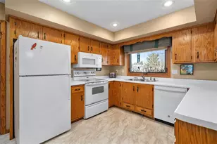 1205 Webster Ave, Eau Claire, WI 54701 - Photo 16