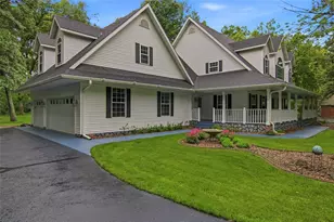 5640 Wild Rose Ln, Eau Claire, WI 54701 - Photo 2