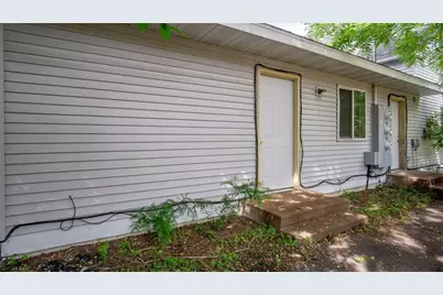 1603 6th Street #A &amp; B, Menomonie, WI 54751 - Photo 6