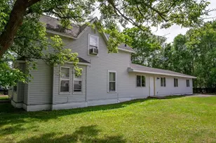1603 6th Street #A &amp B, Menomonie, WI 54751 - Photo 2