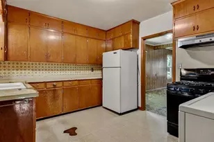 208 S 7th St, Cornell, WI 54732 - Photo 12