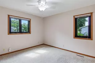 4725 Rudolph Rd, Eau Claire, WI 54701 - Photo 8